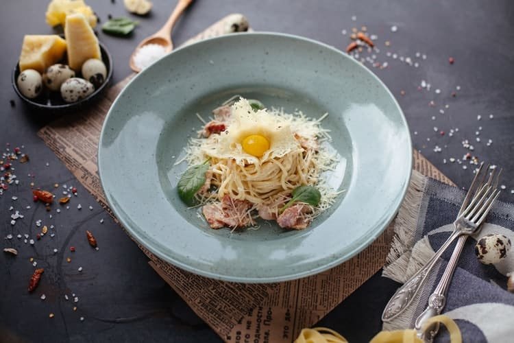 Massa à Carbonara