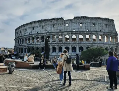 7 atraksi teratas yang harus Anda lihat di Roma